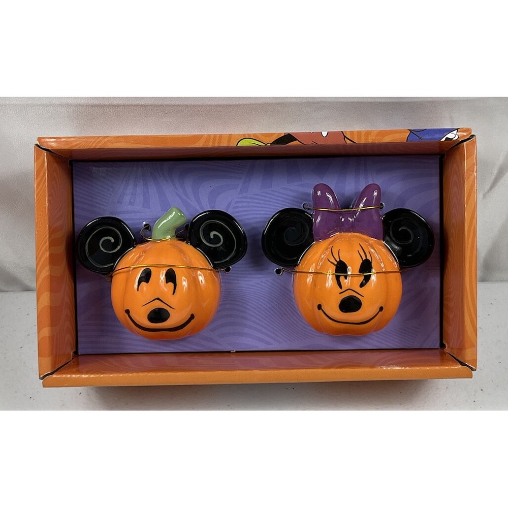 Disney Mickey Mouse And Minnie Mouse Halloween Pumpkin Salt & Pepper Shakers - Picture 1 of 4
